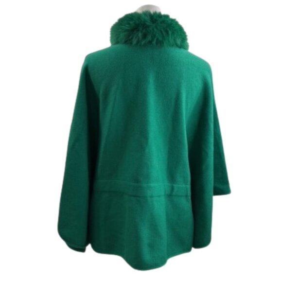 Boston Proper Faux Fur Tie Waist Poncho Size S/M NWOT Christmas Green - Picture 8 of 12